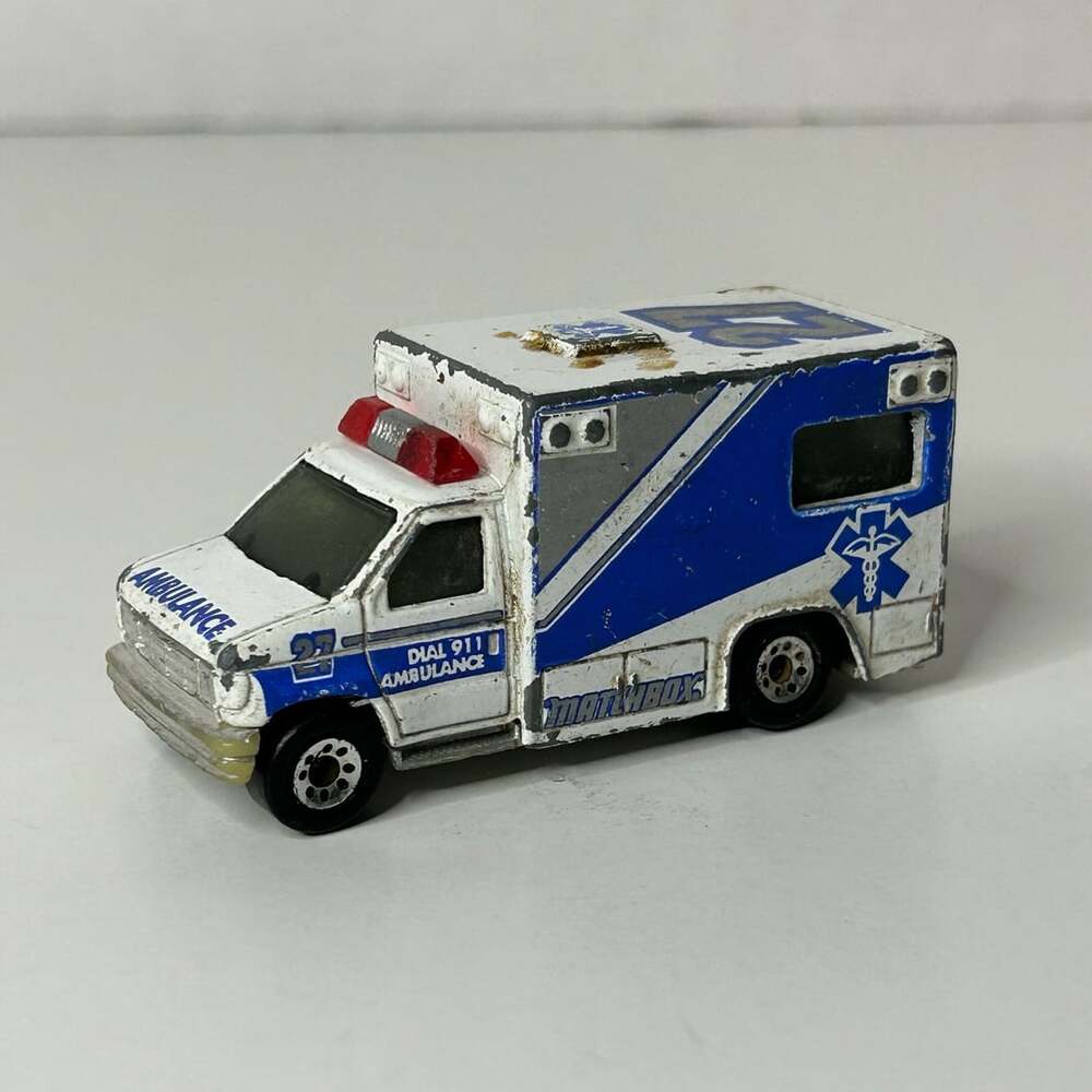 Matchbox Ford Ambulance 1996 Diecast Toy Vehicle White Blue 27